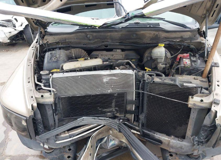 Photo 10 of 2004 Dodge Ram 1500 SLT/LARAMIE (VIN 1D7HA18D24S514560)