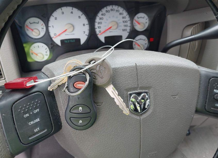 Photo 11 of 2004 Dodge Ram 1500 SLT/LARAMIE (VIN 1D7HA18D24S514560)