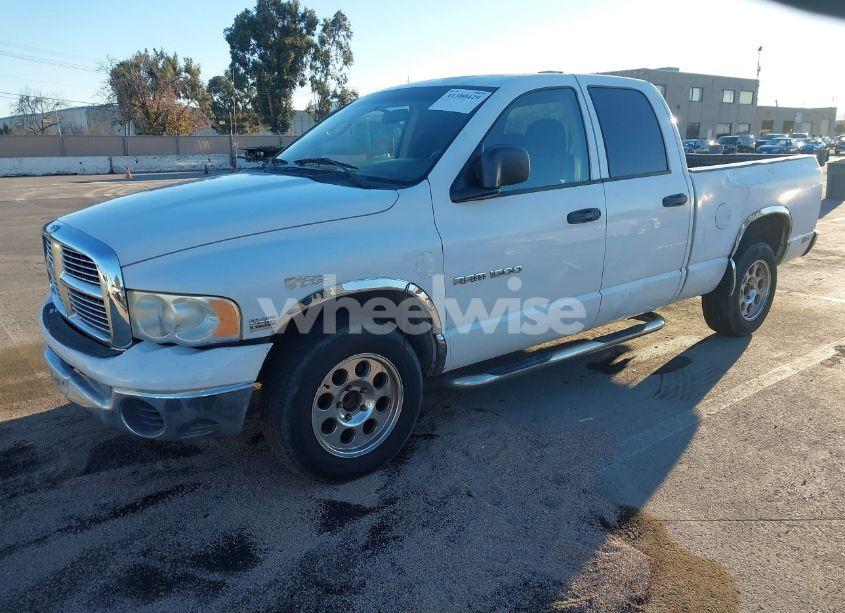 Photo 2 of 2005 Dodge Ram 1500 SLT/LARAMIE (VIN 1D7HA18D25J618036)