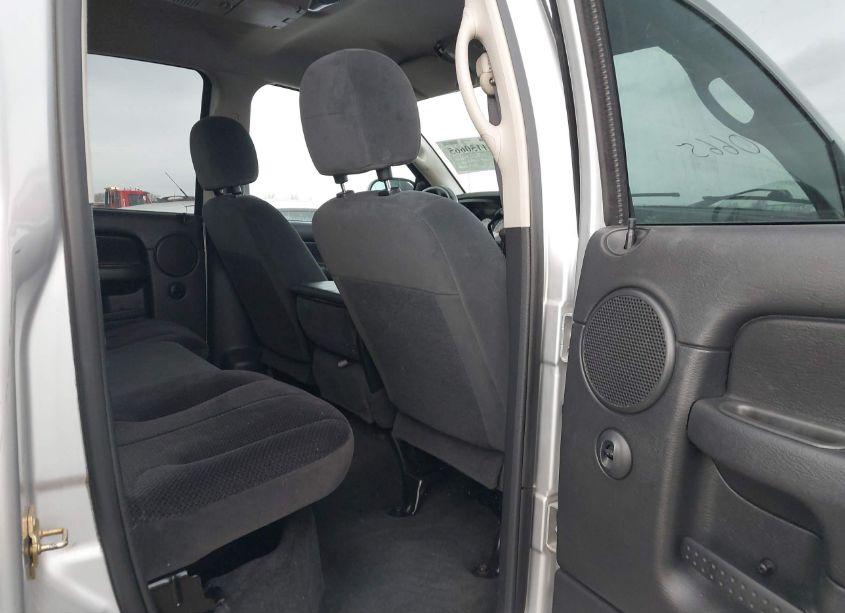 Photo 8 of 2005 Dodge Ram 1500 SLT/LARAMIE (VIN 1D7HA18D45J547390)