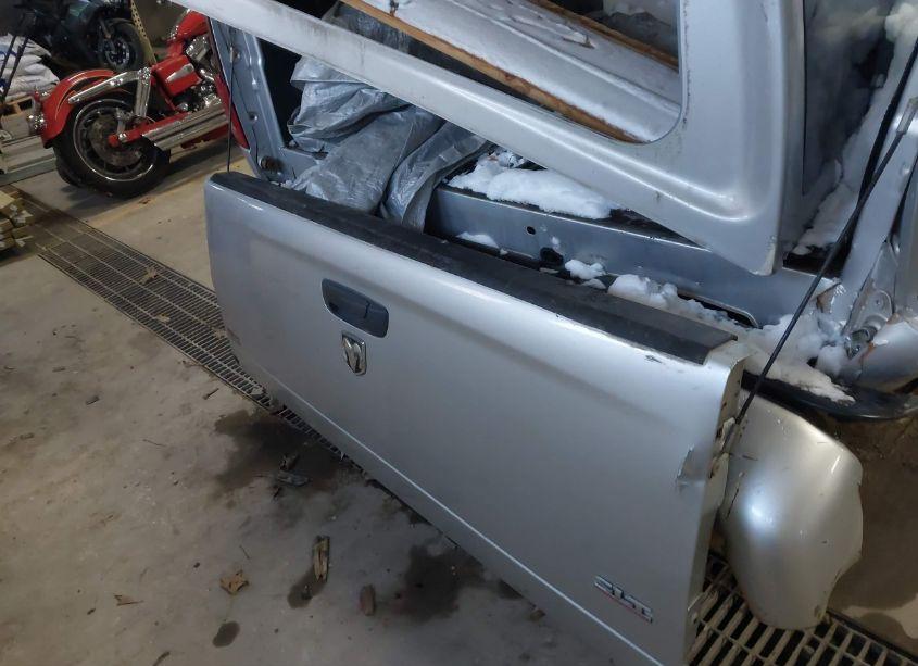 Photo 17 of 2005 Dodge Ram 1500 SLT/LARAMIE (VIN 1D7HA18D85J624276)