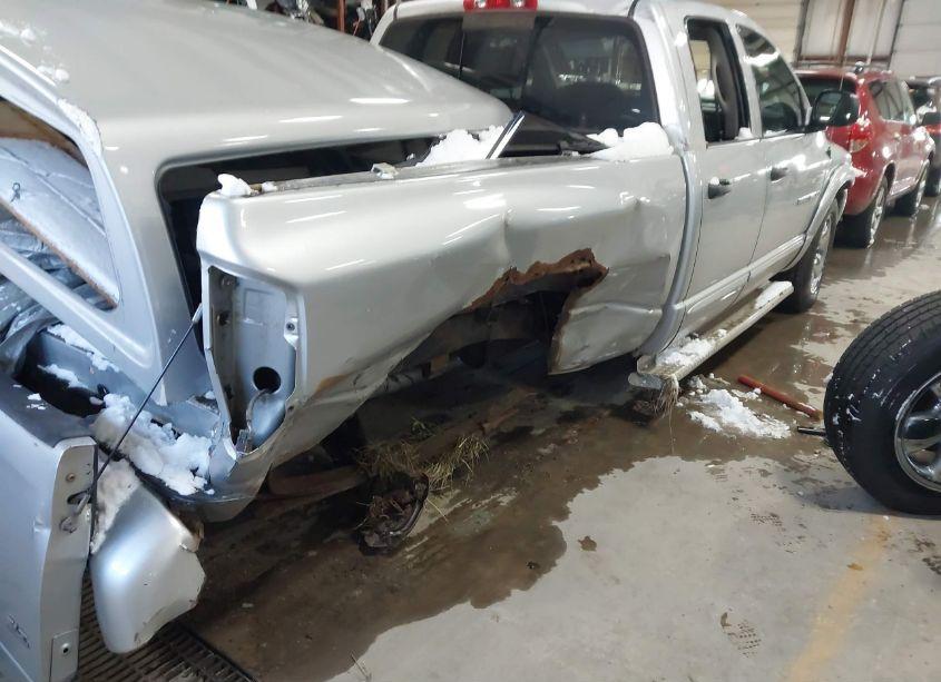 Photo 4 of 2005 Dodge Ram 1500 SLT/LARAMIE (VIN 1D7HA18D85J624276)