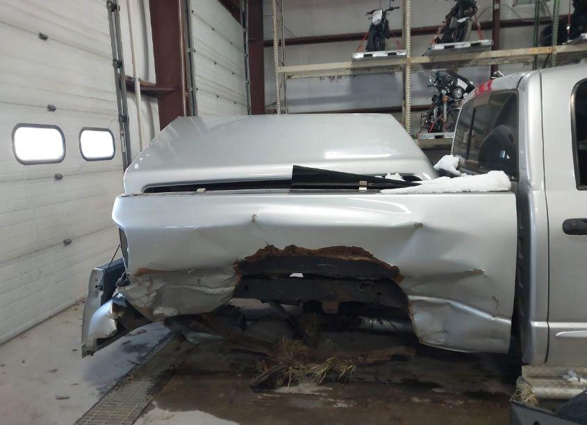 Photo 6 of 2005 Dodge Ram 1500 SLT/LARAMIE (VIN 1D7HA18D85J624276)