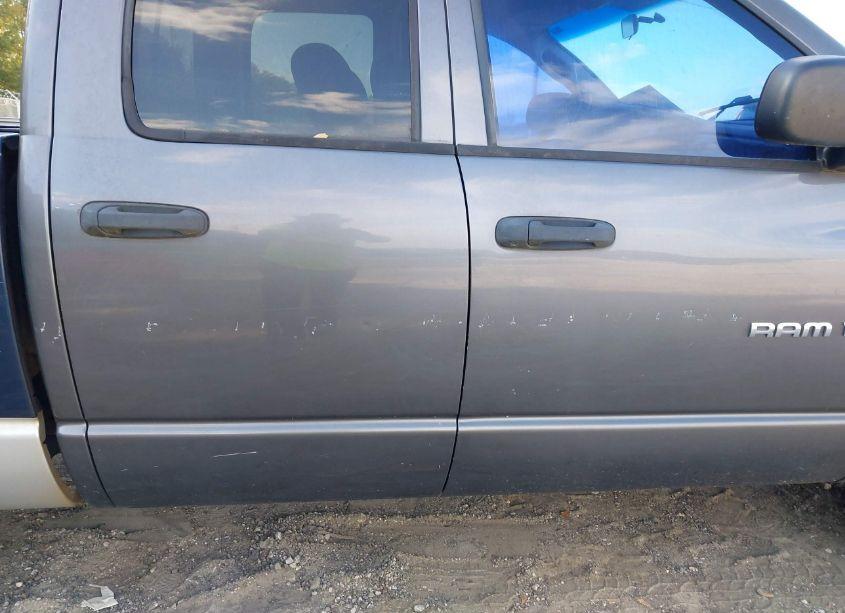 Photo 13 of 2003 Dodge Ram 1500 SLT/LARAMIE/ST (VIN 1D7HA18D93J573013)
