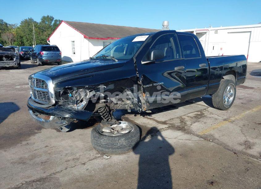 Photo 2 of 2005 Dodge Ram 1500 SLT/LARAMIE (VIN 1D7HA18D95S173353)