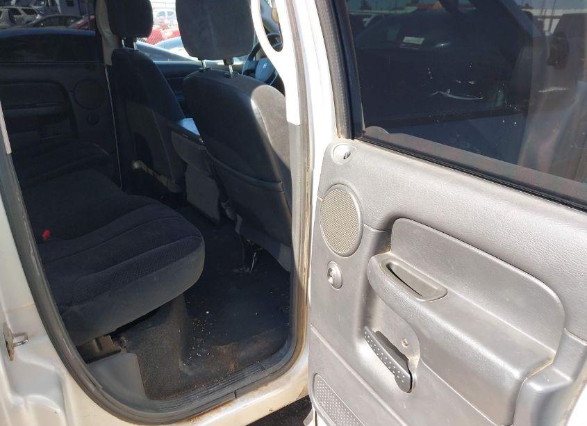 Photo 8 of 2005 Dodge Ram 1500 SLT/LARAMIE (VIN 1D7HA18D95S279348)