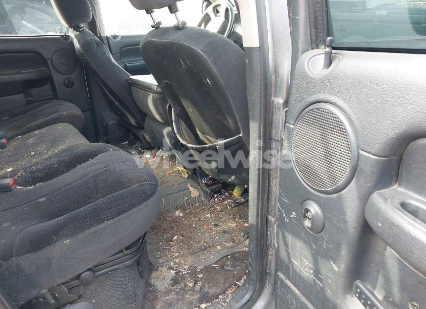 Photo 8 of 2005 Dodge Ram 1500 SLT/LARAMIE (VIN 1D7HA18DX5S284039)