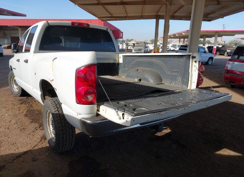 Photo 3 of 2007 Dodge Ram 1500 ST (VIN 1D7HA18K97J624238)