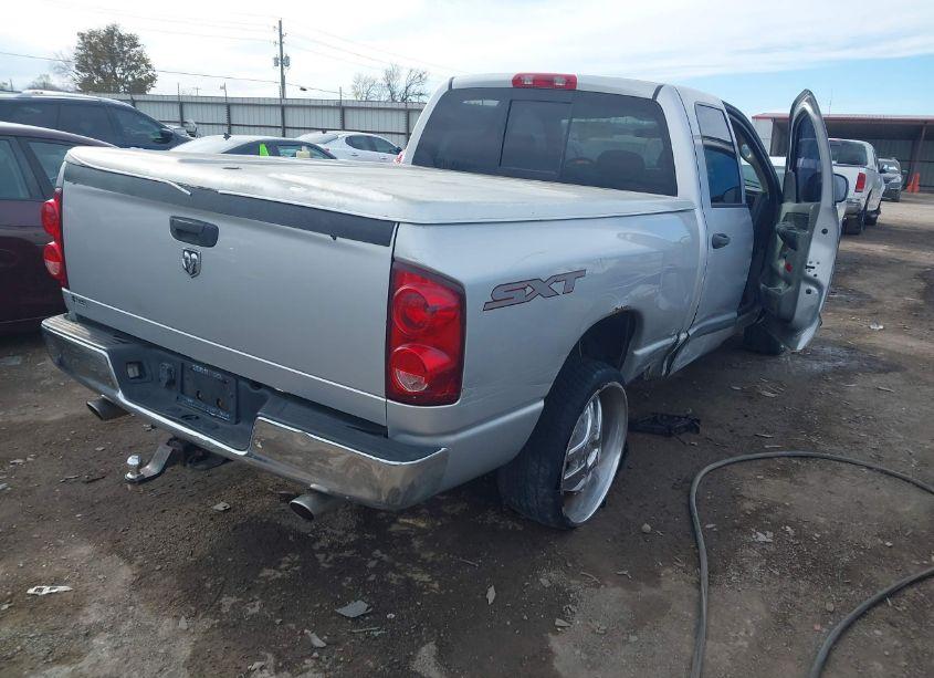 Photo 4 of 2008 Dodge Ram 1500 ST/SXT (VIN 1D7HA18K98J107863)