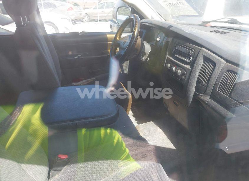 Photo 5 of 2002 Dodge Ram 1500 ST (VIN 1D7HA18N22S523913)