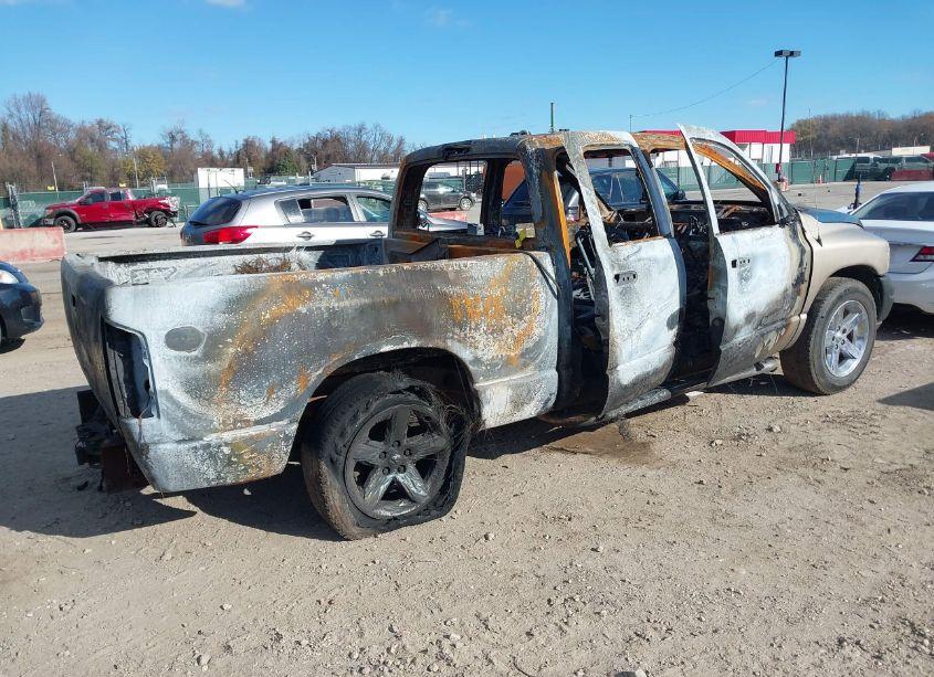 Photo 4 of 2005 Dodge Ram 1500 SLT/LARAMIE (VIN 1D7HA18N25J549888)