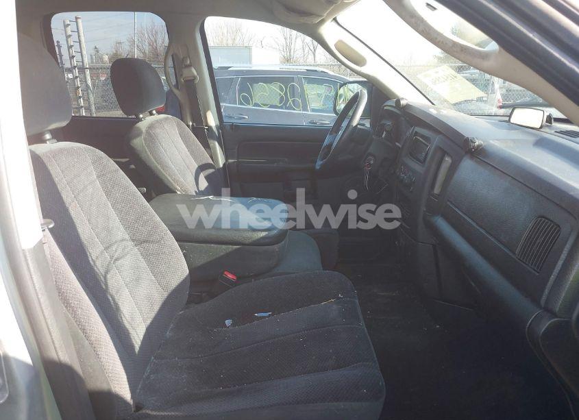 Photo 5 of 2005 Dodge Ram 1500 SLT/LARAMIE (VIN 1D7HA18N25J573396)