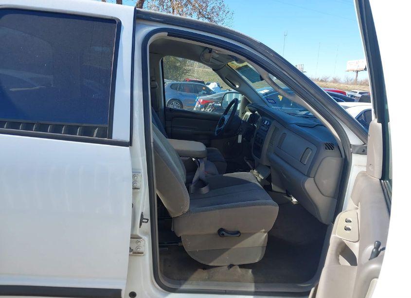 Photo 5 of 2002 Dodge Ram 1500 ST (VIN 1D7HA18N32S703739)