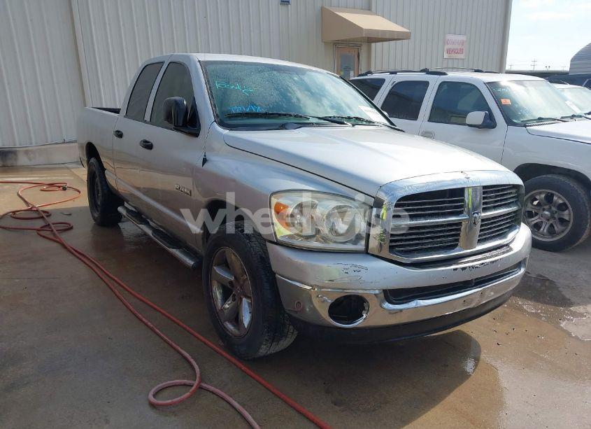 2008 Dodge Ram 1500 SLT (VIN 1D7HA18N48J138674) main photo