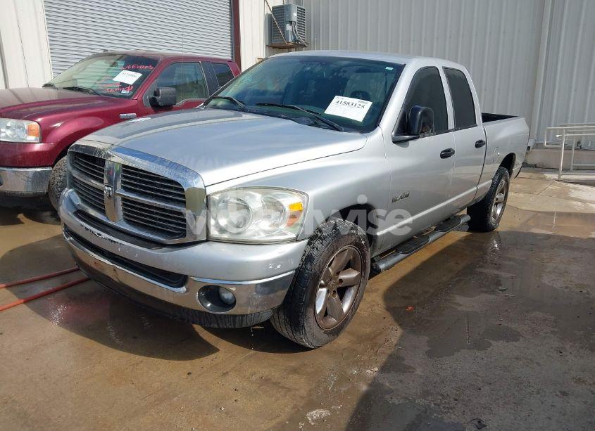 Photo 2 of 2008 Dodge Ram 1500 SLT (VIN 1D7HA18N48J138674)