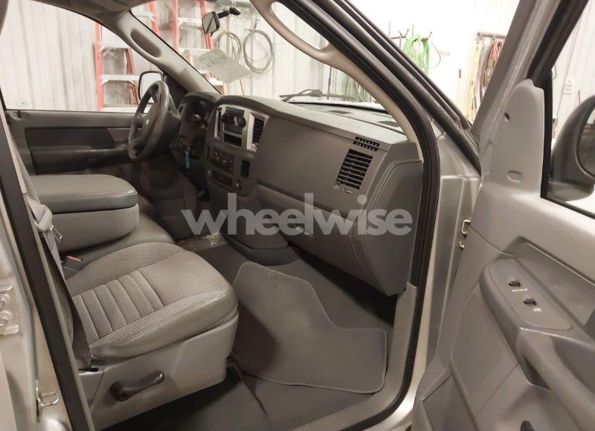 Photo 5 of 2008 Dodge Ram 1500 SLT (VIN 1D7HA18N68J157999)