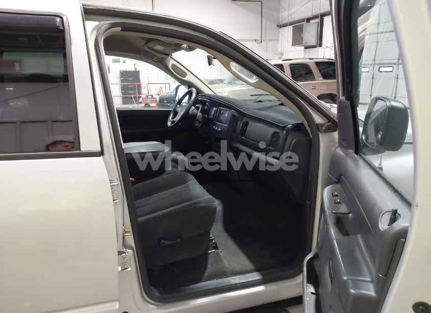 Photo 5 of 2003 Dodge Ram 1500 SLT/LARAMIE/ST (VIN 1D7HA18N93S205725)
