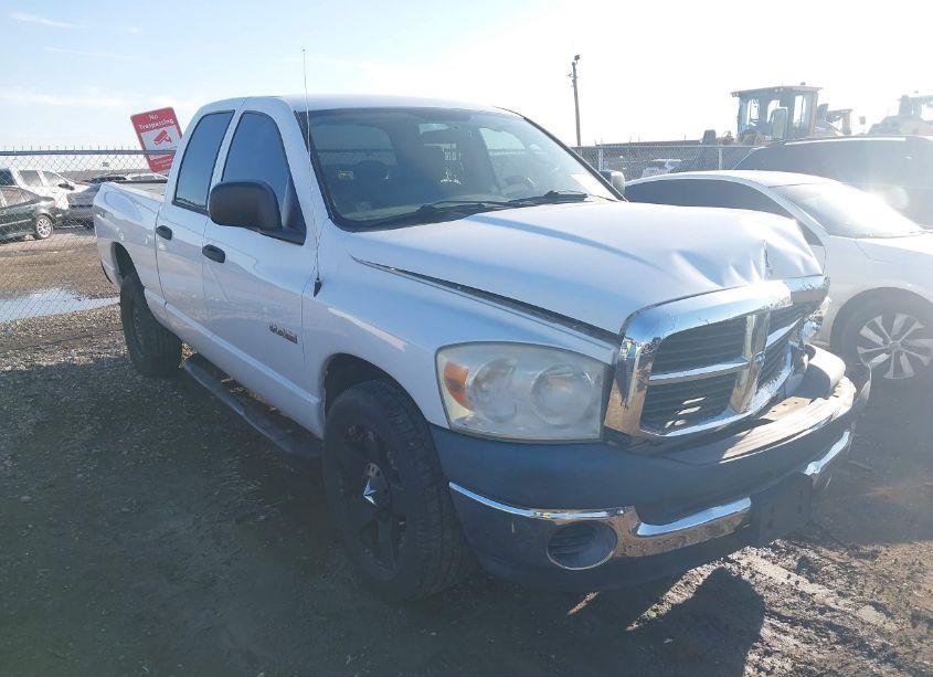 2008 Dodge Ram 1500 ST/SXT (VIN 1D7HA18N98J214521) main photo