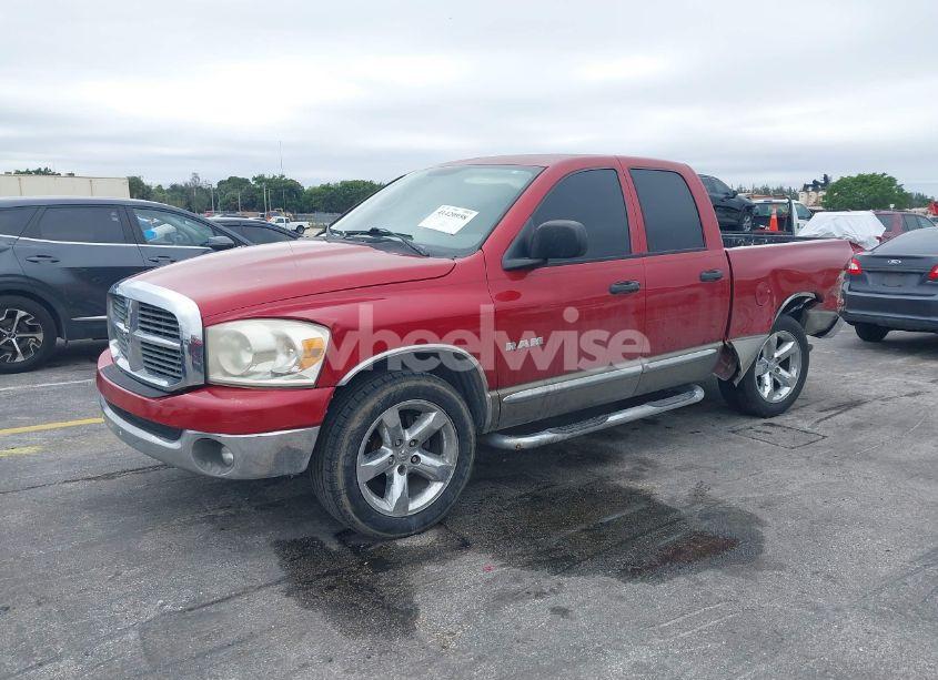Photo 2 of 2008 Dodge Ram 1500 SLT (VIN 1D7HA18NX8J140168)