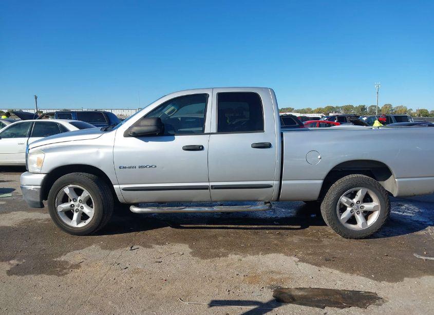 Photo 14 of 2007 Dodge Ram 1500 SLT (VIN 1D7HA18P07S256814)