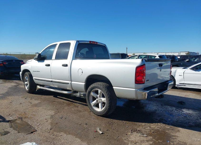 Photo 3 of 2007 Dodge Ram 1500 SLT (VIN 1D7HA18P07S256814)