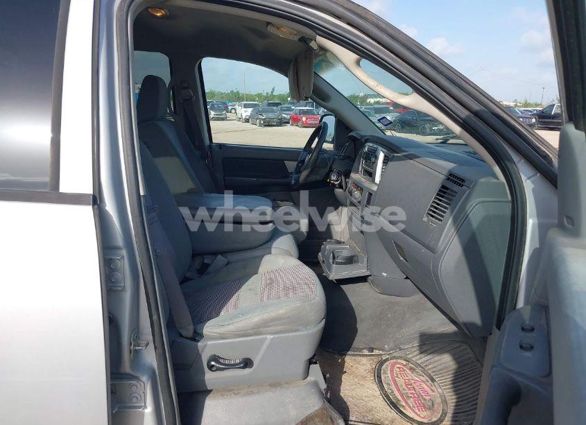 Photo 5 of 2007 Dodge Ram 1500 SLT (VIN 1D7HA18P27S157959)