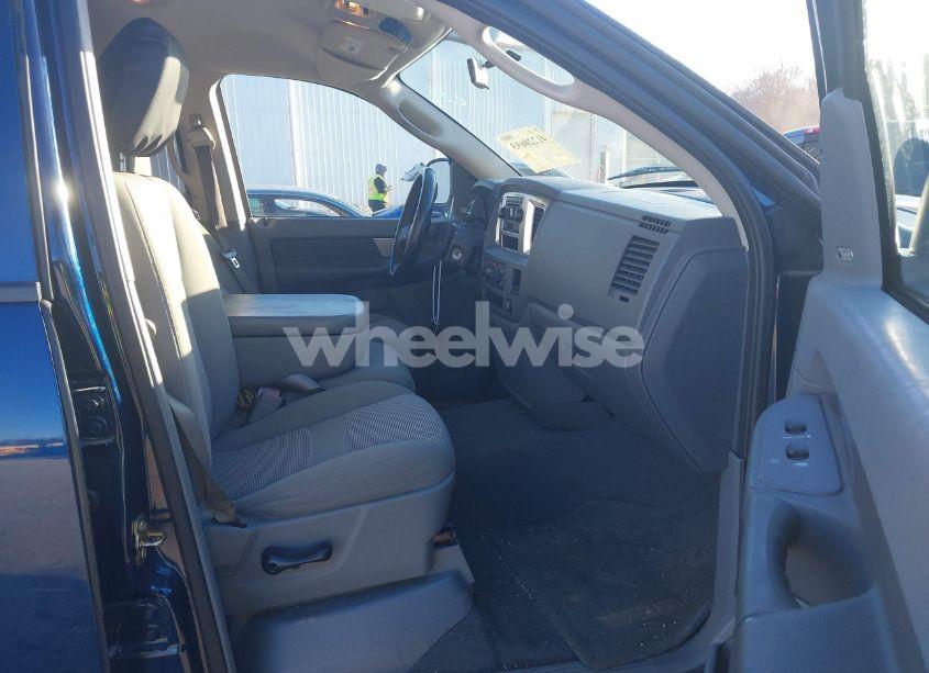 Photo 5 of 2007 Dodge Ram 1500 SLT (VIN 1D7HA18P47S122114)