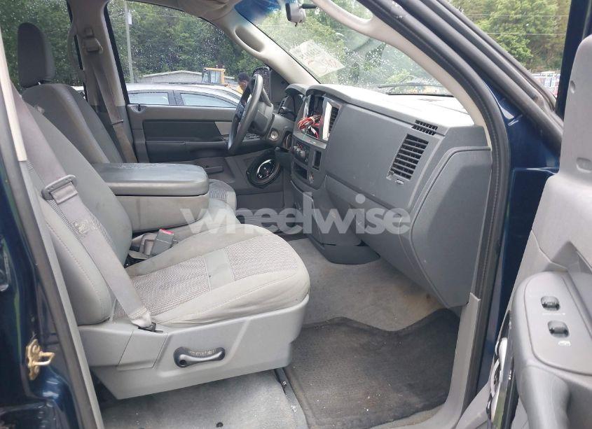 Photo 5 of 2007 Dodge Ram 1500 SLT (VIN 1D7HA18P67S111731)