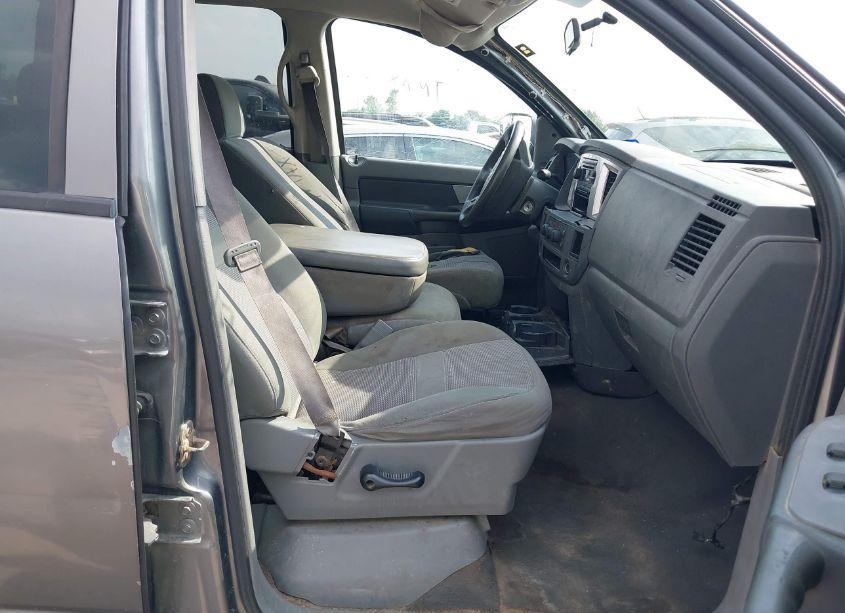 Photo 5 of 2007 Dodge Ram 1500 SLT (VIN 1D7HA18P87S114579)