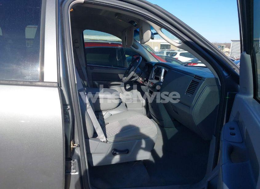 Photo 5 of 2007 Dodge Ram 1500 SLT (VIN 1D7HA18P97S113862)