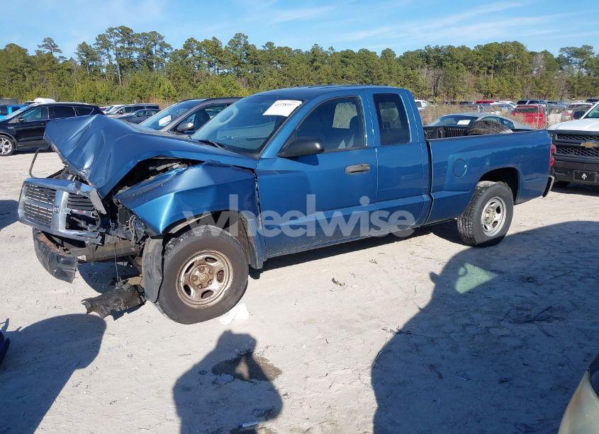 Photo 2 of 2005 Dodge Dakota ST (VIN 1D7HE22K05S289803)