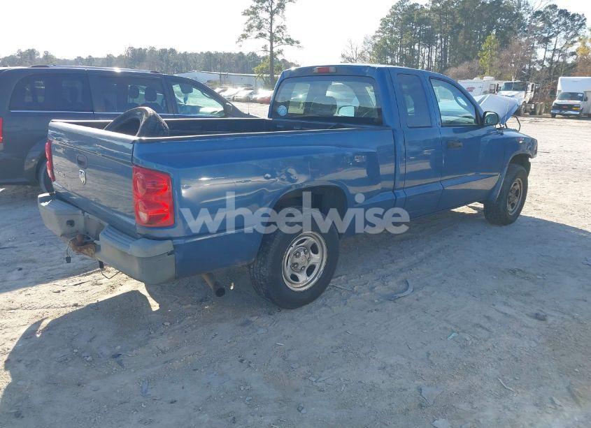 Photo 4 of 2005 Dodge Dakota ST (VIN 1D7HE22K05S289803)