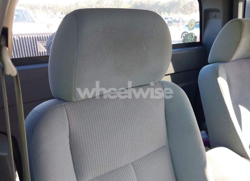 Photo 8 of 2005 Dodge Dakota ST (VIN 1D7HE22K05S289803)