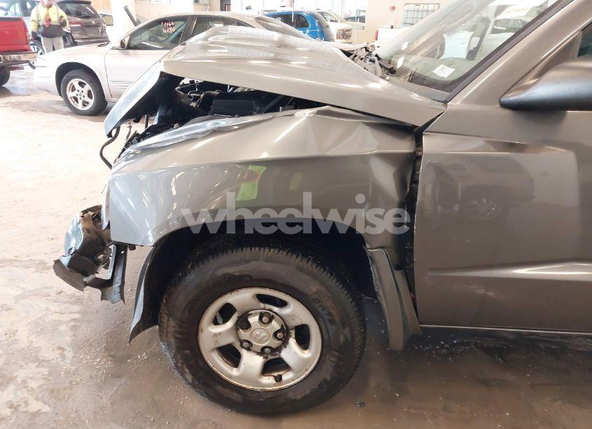 Photo 18 of 2005 Dodge Dakota ST (VIN 1D7HE22KX5S108948)