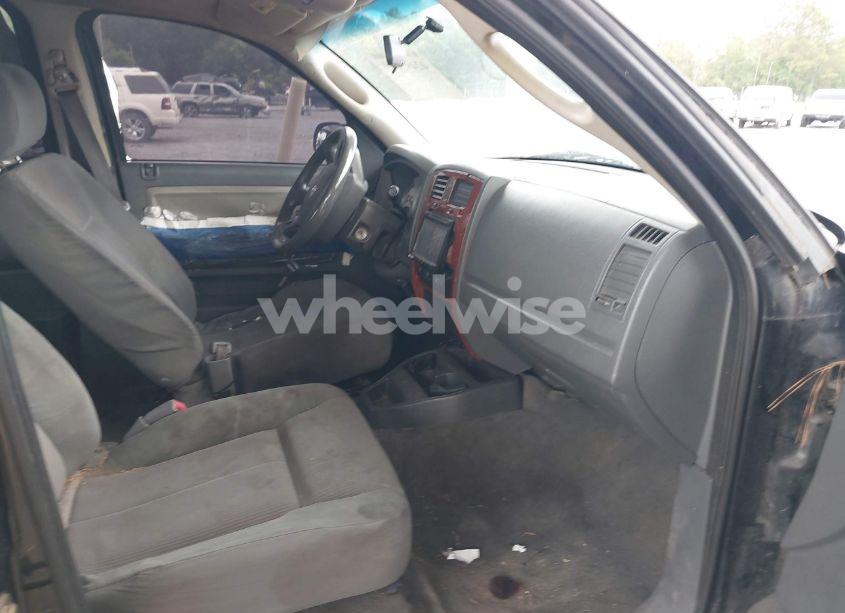 Photo 5 of 2005 Dodge Dakota SLT (VIN 1D7HE48K45S314897)