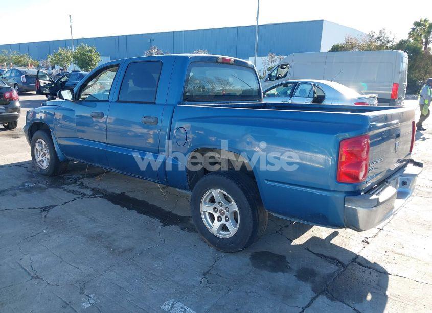 Photo 3 of 2005 Dodge Dakota SLT (VIN 1D7HE48K85S218934)