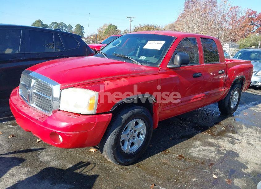 Photo 2 of 2005 Dodge Dakota SLT (VIN 1D7HE48N15S244639)