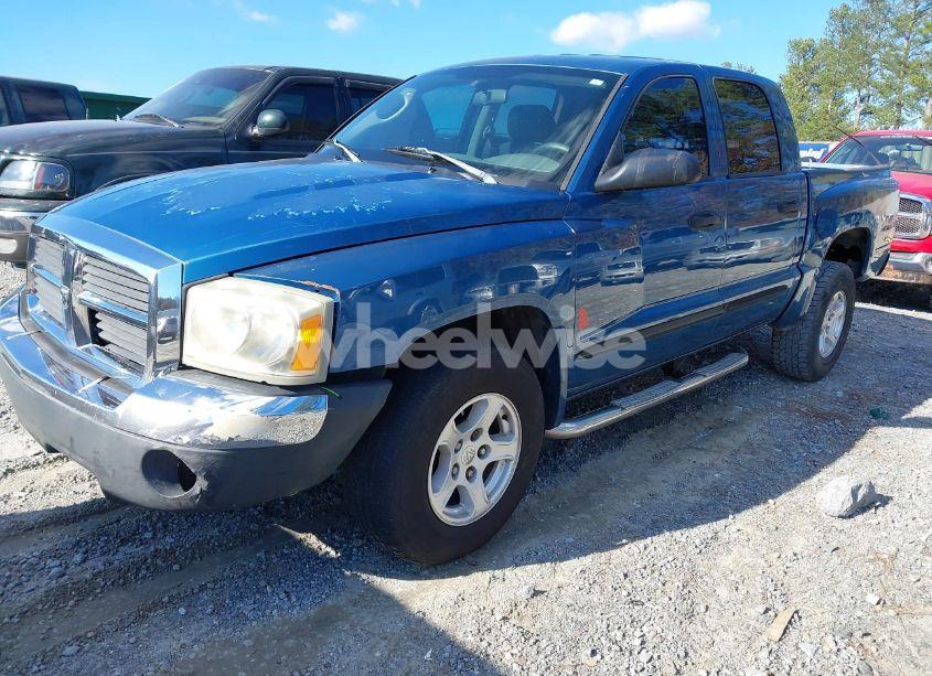 Photo 2 of 2005 Dodge Dakota SLT (VIN 1D7HE48N25S335869)