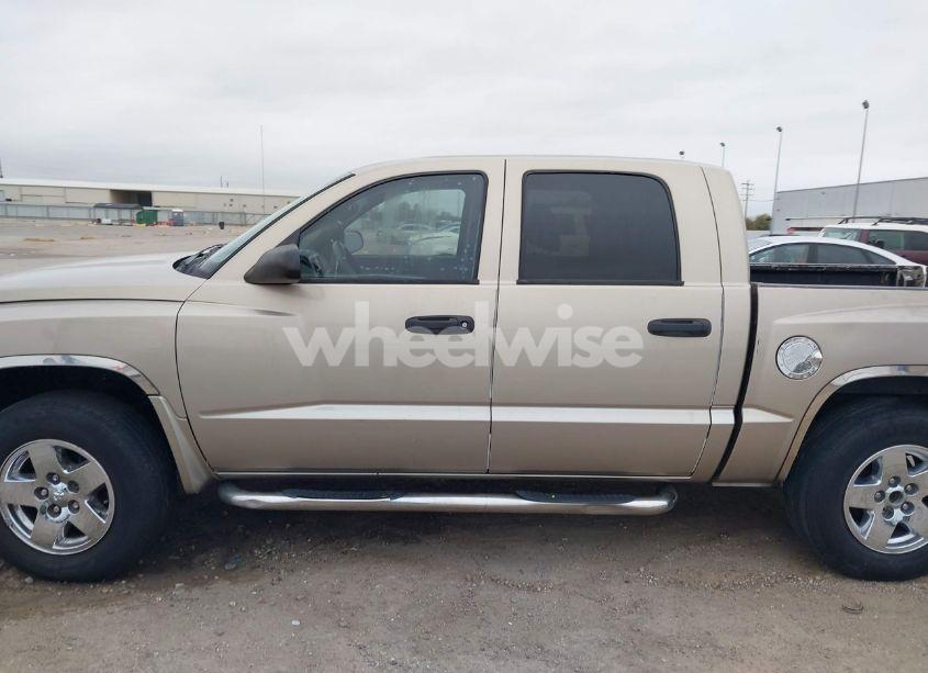 Photo 13 of 2005 Dodge Dakota SLT (VIN 1D7HE48N45S337753)
