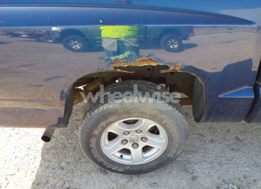 Photo 12 of 2005 Dodge Dakota SLT (VIN 1D7HE48N55S163580)