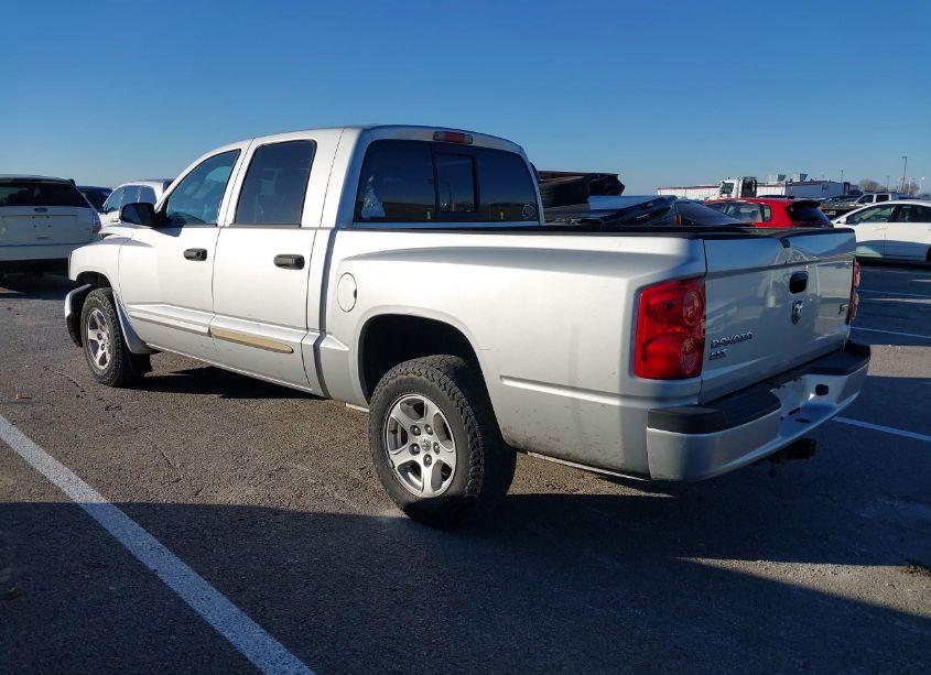Photo 3 of 2005 Dodge Dakota SLT (VIN 1D7HE48N95S202719)