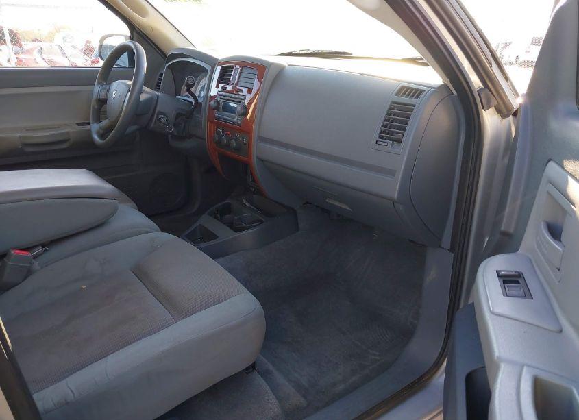 Photo 5 of 2005 Dodge Dakota SLT (VIN 1D7HE48N95S202719)