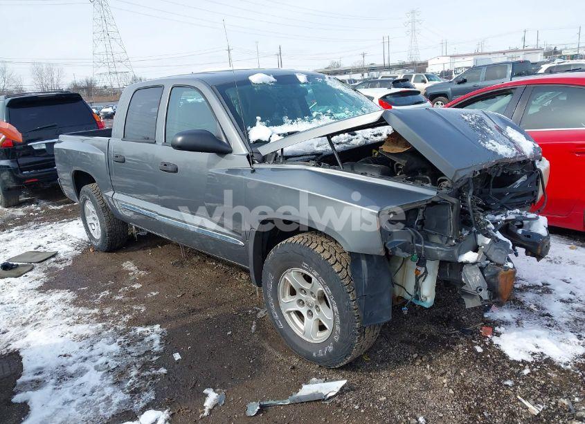 2005 Dodge Dakota LARAMIE (VIN 1D7HE58K75S130091) main photo