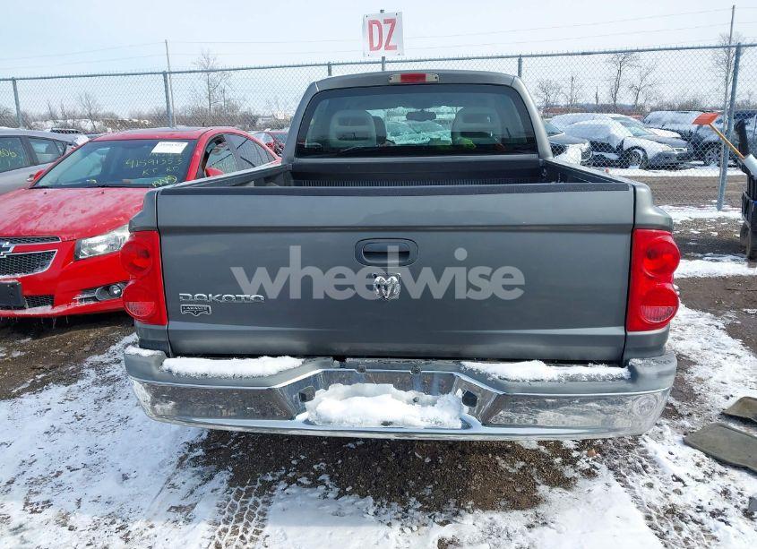Photo 16 of 2005 Dodge Dakota LARAMIE (VIN 1D7HE58K75S130091)