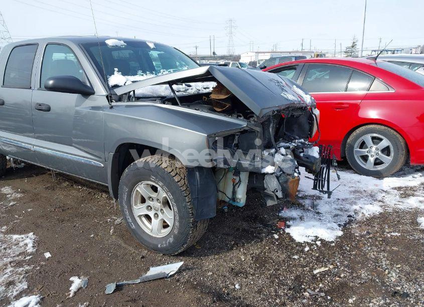 Photo 6 of 2005 Dodge Dakota LARAMIE (VIN 1D7HE58K75S130091)