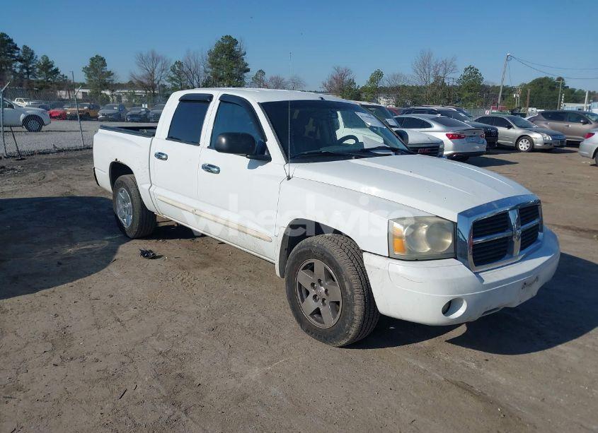 2005 Dodge Dakota LARAMIE (VIN 1D7HE58N95S138915) main photo