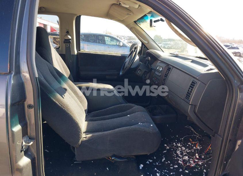 Photo 5 of 2004 Dodge Dakota SLT (VIN 1D7HG42KX4S748730)