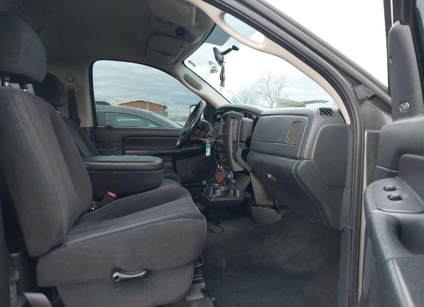 Photo 5 of 2005 Dodge Ram 1500 SLT/LARAMIE (VIN 1D7HU16D05J566481)