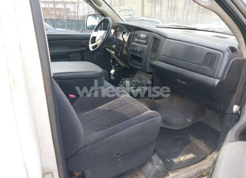 Photo 5 of 2005 Dodge Ram 1500 ST (VIN 1D7HU16D25J571889)