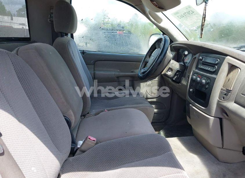 Photo 5 of 2005 Dodge Ram 1500 SLT/LARAMIE (VIN 1D7HU16DX5J565712)